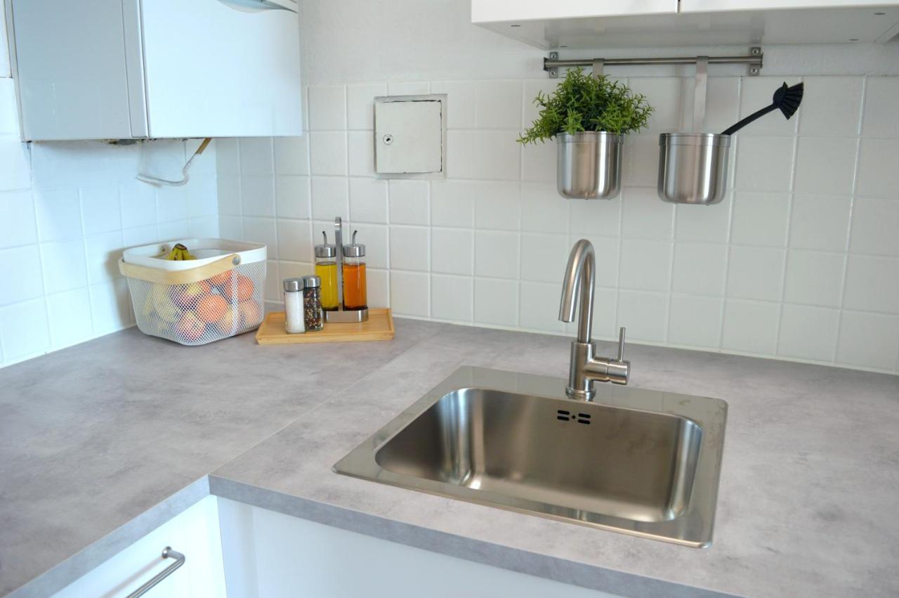 Gemutliches Studio Mit Blick Auf Die Ottakringer Brauerei Apartment Viena Exterior foto