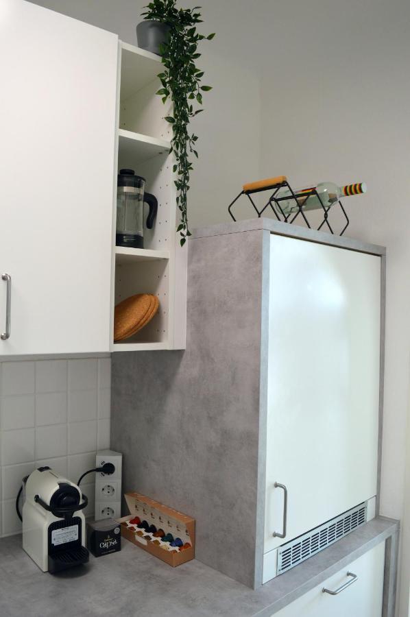 Gemutliches Studio Mit Blick Auf Die Ottakringer Brauerei Apartment Viena Exterior foto